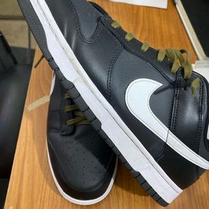 Nike Dunk Low Black Grey and White Colorway size 13